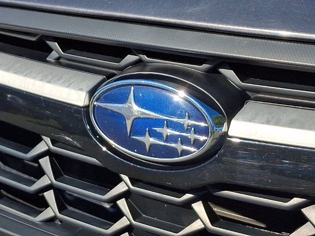 Used 2020 Subaru Crosstrek 2.0i Premium AWD/4WD image 32