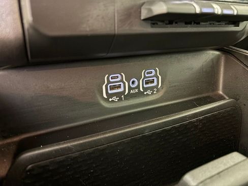 Used 2021 RAM 1500 Big Horn RWD image 28
