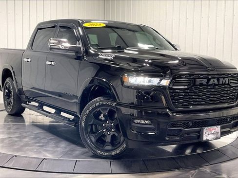 Used 2025 RAM 1500 Big Horn AWD/4WD image 3