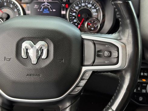 Used 2020 RAM 1500 Big Horn AWD/4WD image 17