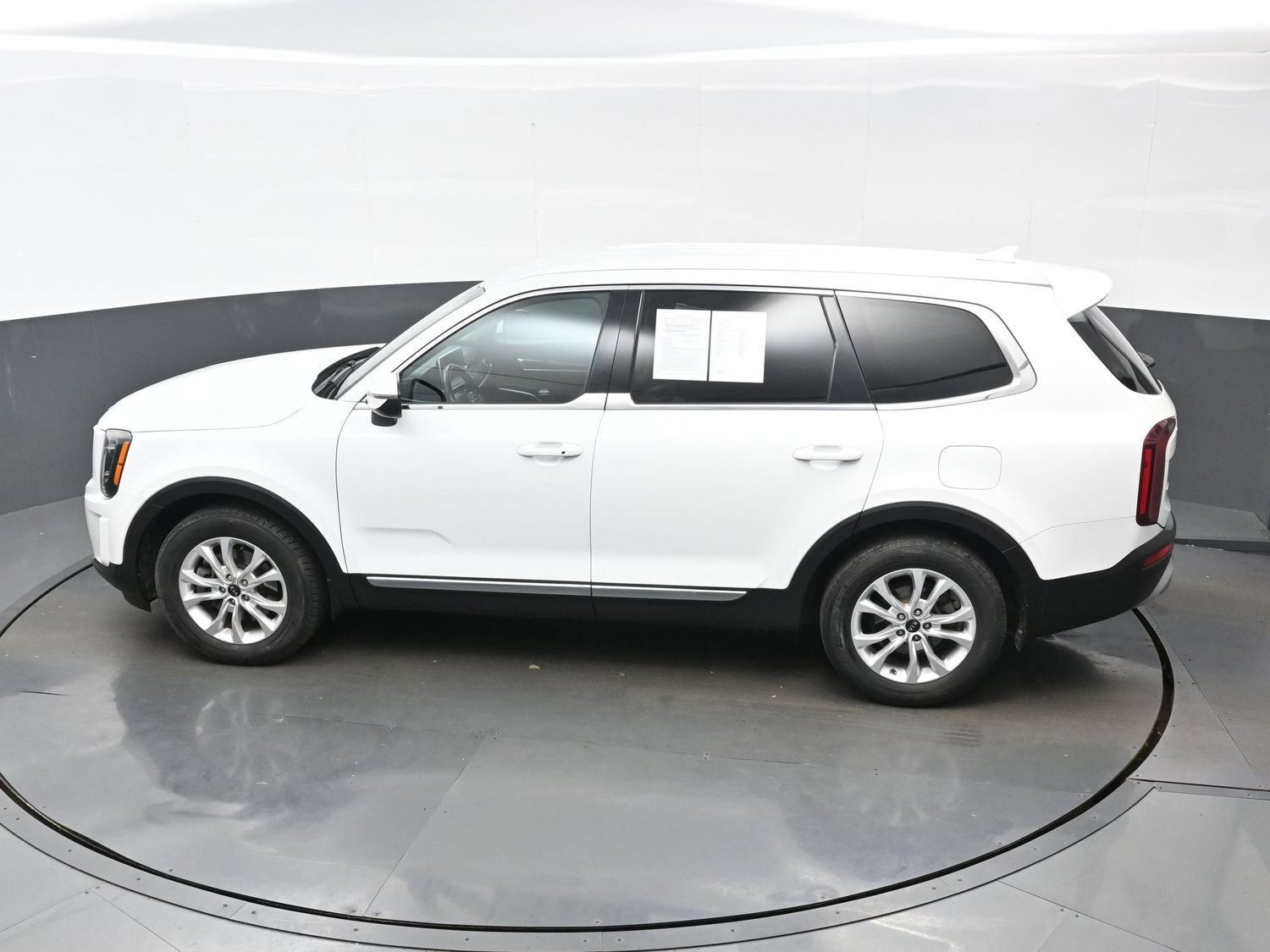Used 2020 Kia Telluride LX AWD/4WD image 38