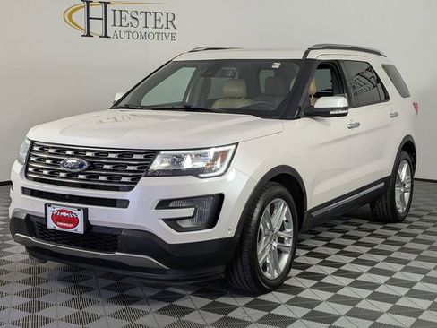 Used 2017 Ford Explorer Limited w/ Equipment Group 301A image 4