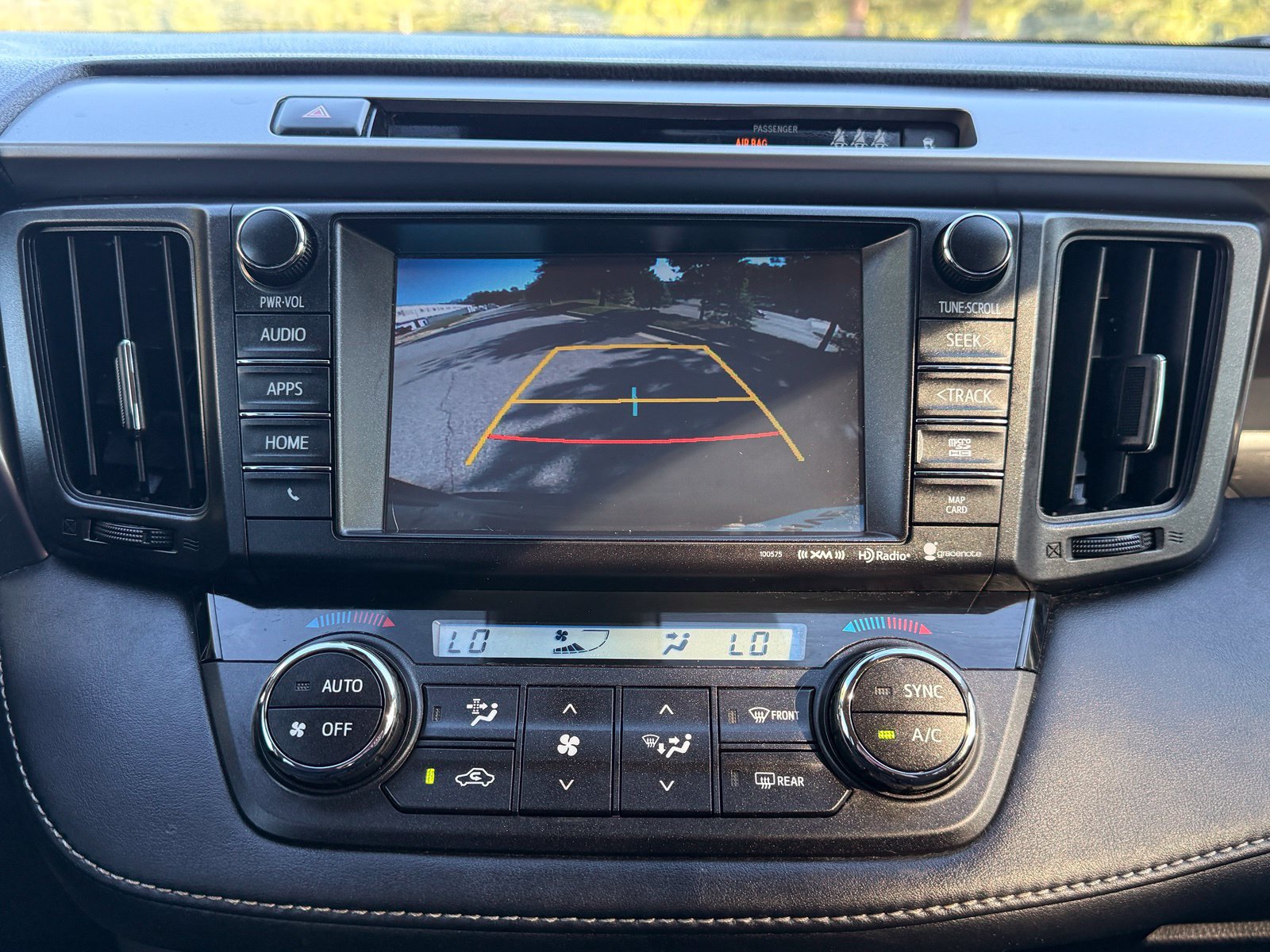 Used 2017 Toyota RAV4 XLE FWD image 30