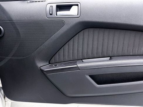 Used 2013 Ford Mustang Boss 302 w/ Boss 302 Accessory Pkg image 30