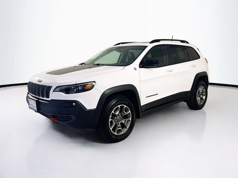 Used 2022 Jeep Cherokee Trailhawk w/ Sun, Sound & Nav Group AWD/4WD image 3