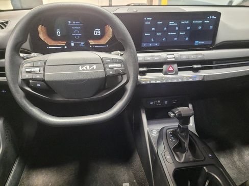 Used 2025 Kia K4 FWD image 22