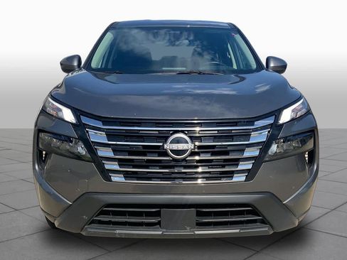Used 2025 Nissan Rogue SV FWD image 4
