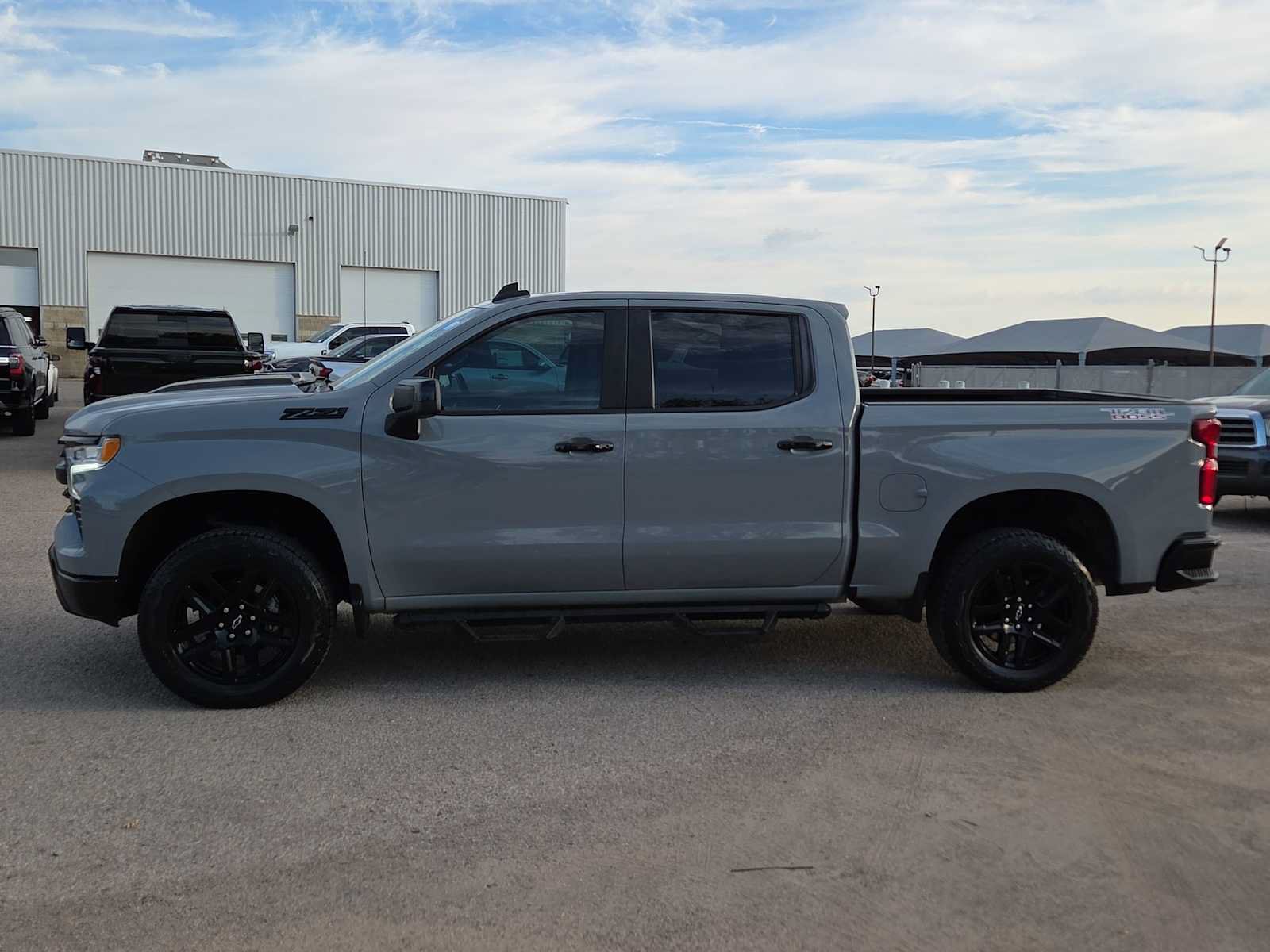Used 2024 Chevrolet Silverado 1500 LT Trail Boss w/ Convenience Package II AWD/4WD image 5