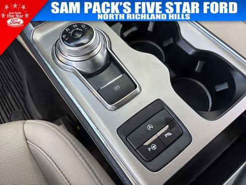 Used 2022 Ford Edge Titanium w/ Equipment Group 301A AWD/4WD image 29