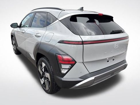Used 2024 Hyundai Kona Limited FWD image 5