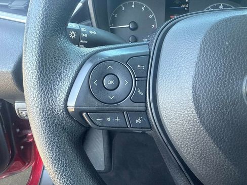 Used 2024 Toyota Corolla LE image 28