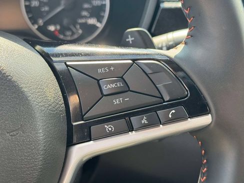 Used 2025 Nissan Altima 2.5 SR w/ SR Premium Package FWD image 22