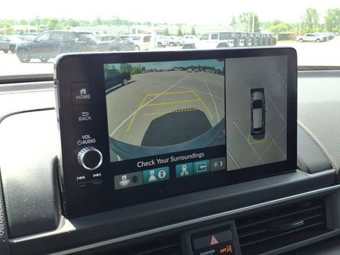 Used 2023 Honda Pilot Elite image 14