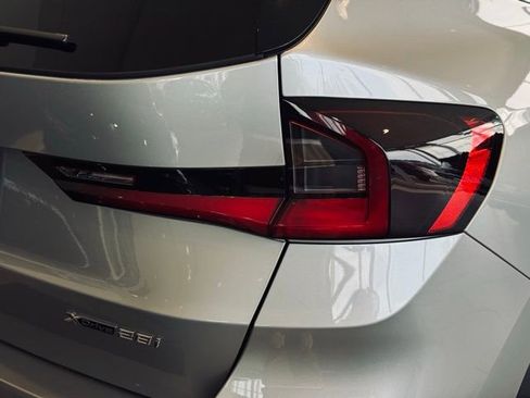 Used 2026 BMW X1 xDrive28i image 6