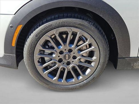 New 2026 MINI Cooper 2-Door Hardtop image 10