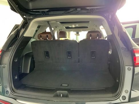 Used 2020 Buick Enclave Avenir w/ Avenir Technology Package AWD/4WD image 39