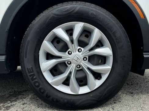 Used 2023 Honda CR-V LX image 12