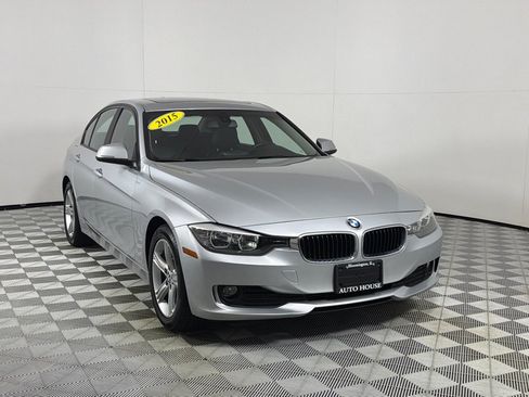Used 2015 BMW 320i xDrive Sedan AWD/4WD image 3
