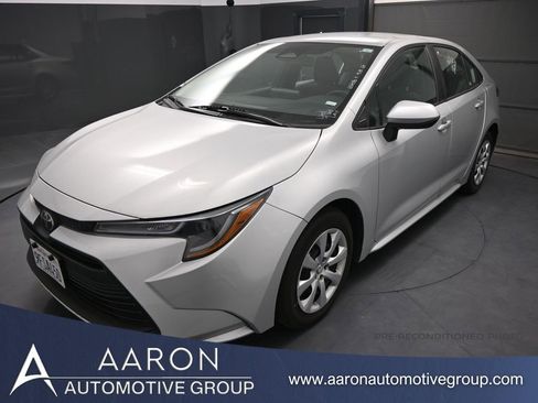 Used 2023 Toyota Corolla LE image 1