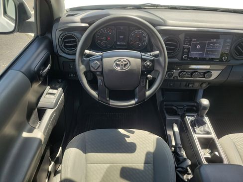 Used 2021 Toyota Tacoma SR AWD/4WD image 13