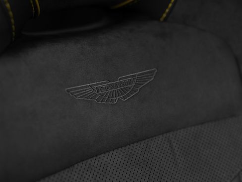 Used 2022 Aston Martin DBS Superleggera Volante image 46
