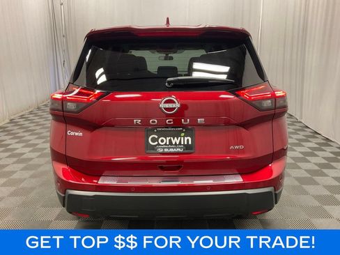 Used 2025 Nissan Rogue SV AWD/4WD image 3