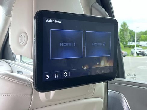 Used 2023 Cadillac Escalade ESV Sport Platinum AWD/4WD image 19
