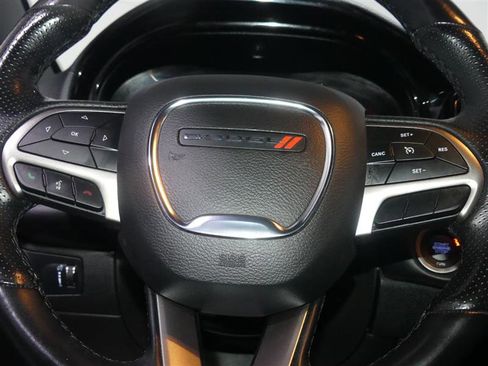 Used 2021 Dodge Durango SXT image 31