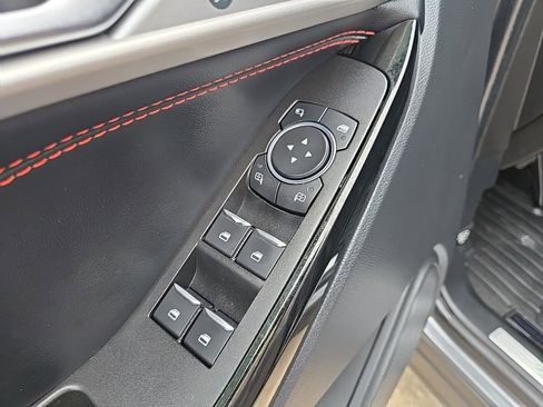 Used 2022 Ford Explorer ST-Line image 30