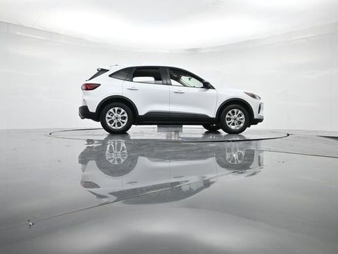 New 2026 Ford Escape Active image 29