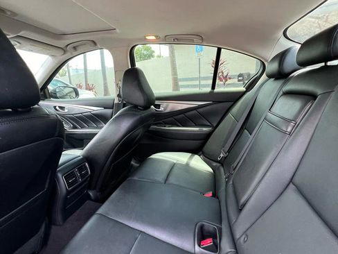 Used 2014 INFINITI Q50 AWD w/ Moonroof Package image 10