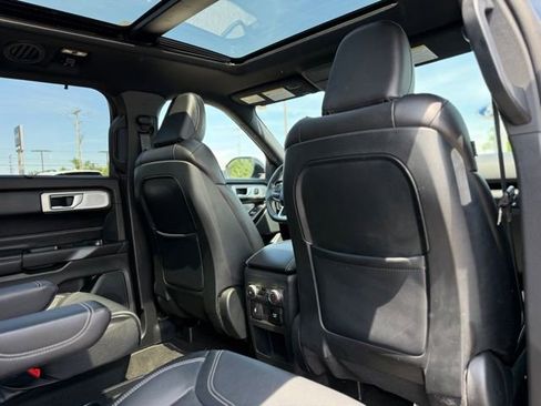 Used 2020 Ford Explorer ST w/ Premium Technology Package AWD/4WD image 19