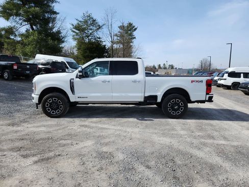 Used 2024 Ford F350 Platinum w/ FX4 Off-Road Package image 2