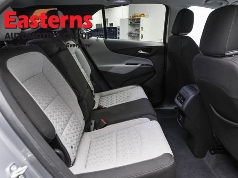 Used 2023 Chevrolet Equinox LT FWD image 22