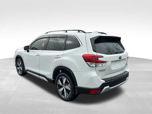 Used 2020 Subaru Forester Touring image 5