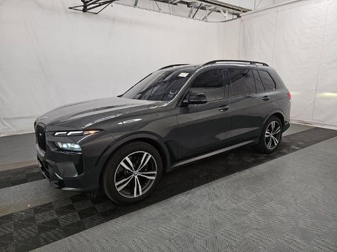 Used 2023 BMW X7 M60i w/ Executive Package image 2