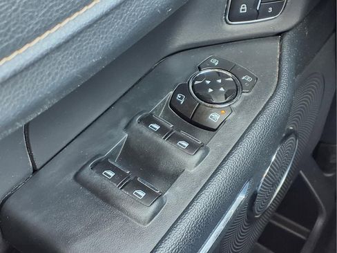 Used 2022 Ford Expedition XLT image 24