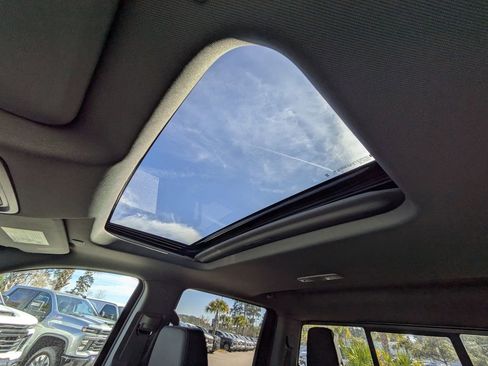 New 2026 Chevrolet Silverado 1500 LTZ w/ LTZ Premium Package image 21