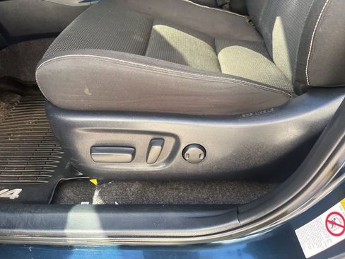 Used 2018 Toyota RAV4 XLE image 17