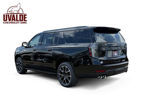 New 2026 Chevrolet Suburban RST w/ Advanced Technology Package AWD/4WD image 3