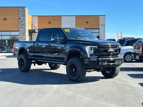 Used 2022 Ford F250 Platinum image 1