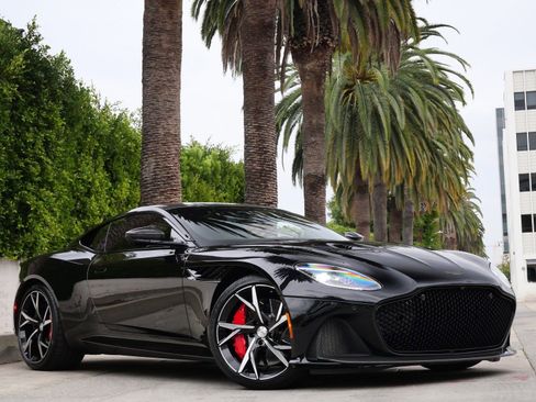 Used 2019 Aston Martin DBS Superleggera image 1