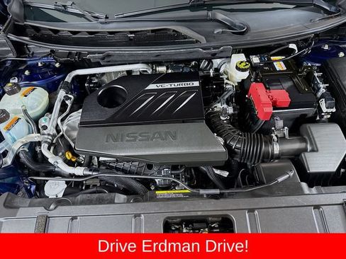 Used 2025 Nissan Rogue Platinum w/ Platinum Premium Package FWD image 30