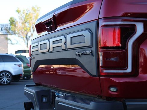 Used 2019 Ford F150 Raptor w/ Equipment Group 802A Luxury AWD/4WD image 35