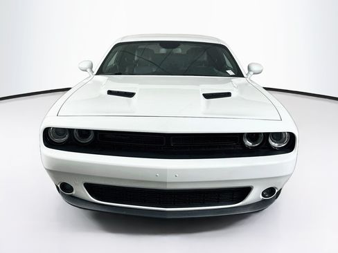 Used 2022 Dodge Challenger SXT w/ Plus Package RWD image 2