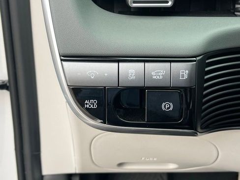 Used 2025 Hyundai Ioniq 5 Limited image 27