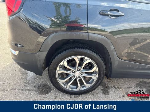 Used 2019 GMC Terrain SLT w/ Preferred Package AWD/4WD image 33