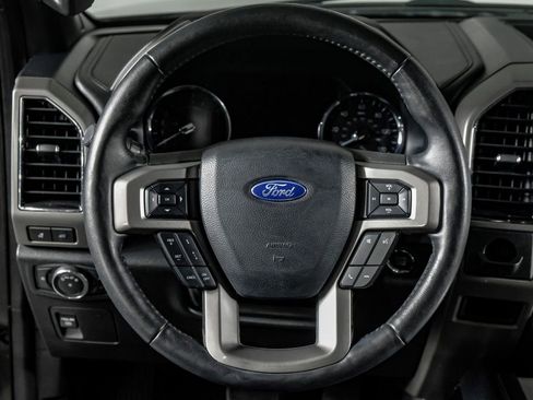 Used 2021 Ford Expedition XLT RWD image 16