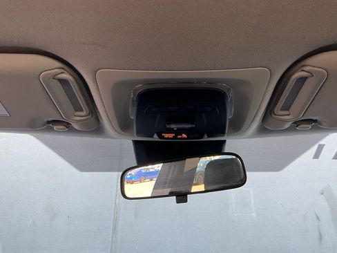 Used 2025 Toyota Corolla LE image 15