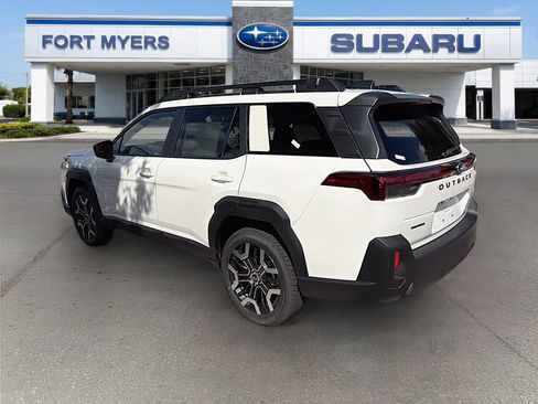 New 2026 Subaru Outback Touring XT image 5